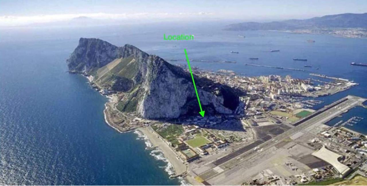 Modern Studio Apartment At The Hub Gibraltar Extérieur photo