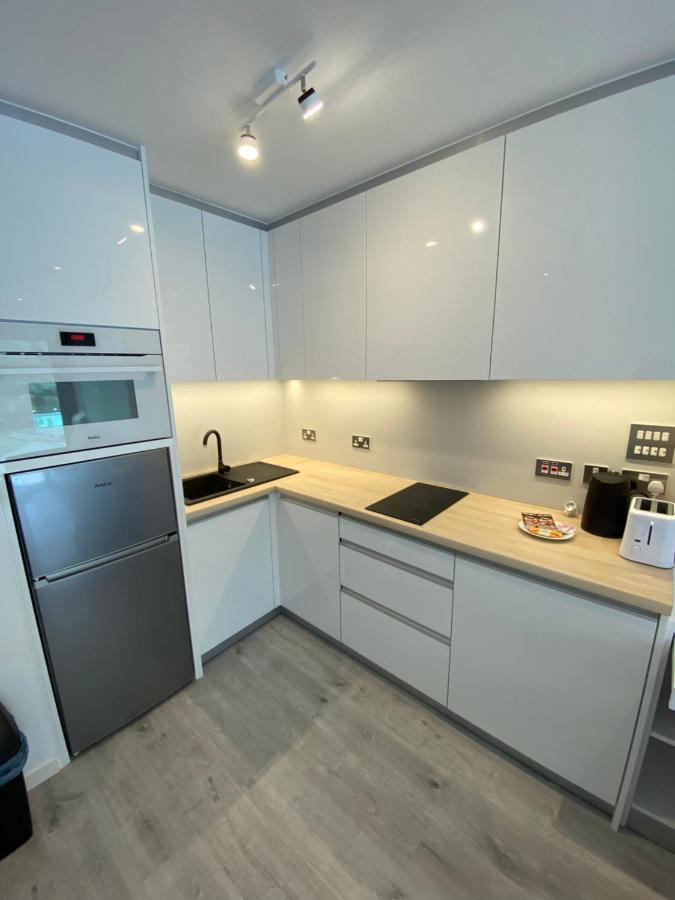 Modern Studio Apartment At The Hub Gibraltar Extérieur photo
